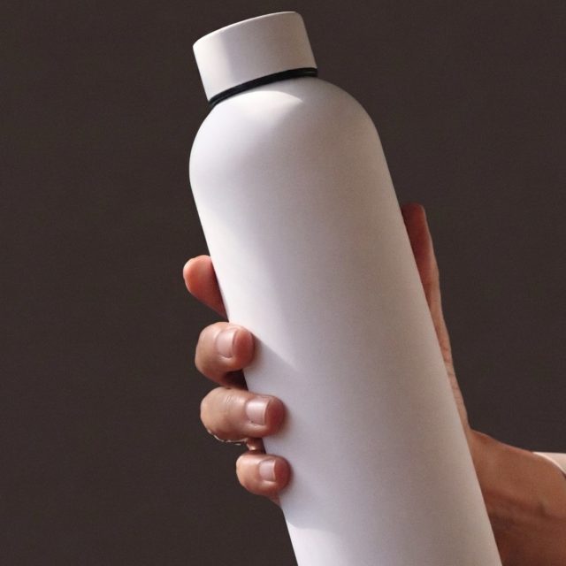 Llega el Vargas Sale 🔥Del 11 al 13 de mayo activamos nuestra tienda minorista con 40% de descuento y 3 cuotas sin interés en merchandising y packaging para tu empresa.Si hace tiempo que querés darle identidad a tu marca, esta es la oportunidad. Escribinos por WhatsApp y lo hacemos realidad.No acumulable con otras promociones.